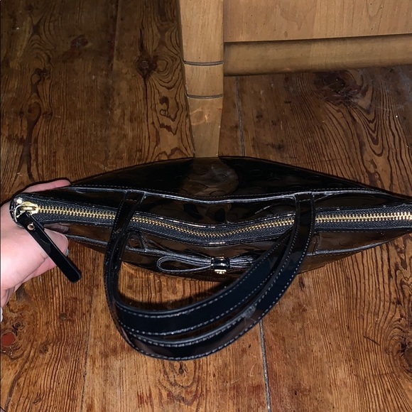 Kate Spade ♠️ Polka Dot Patent Leather Small Tote - Picture 4 of 10